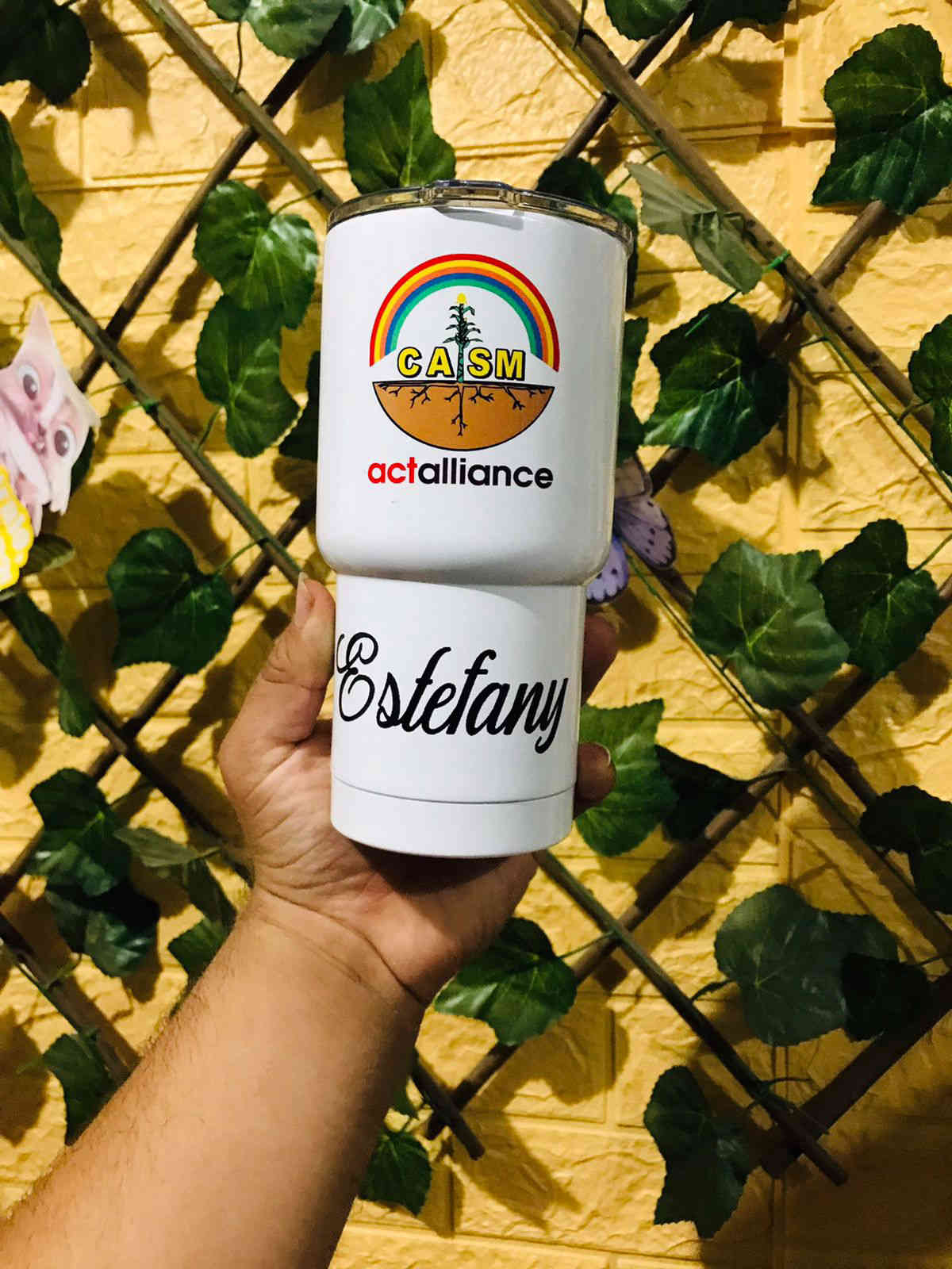 Paquetes personalizados, entre otros