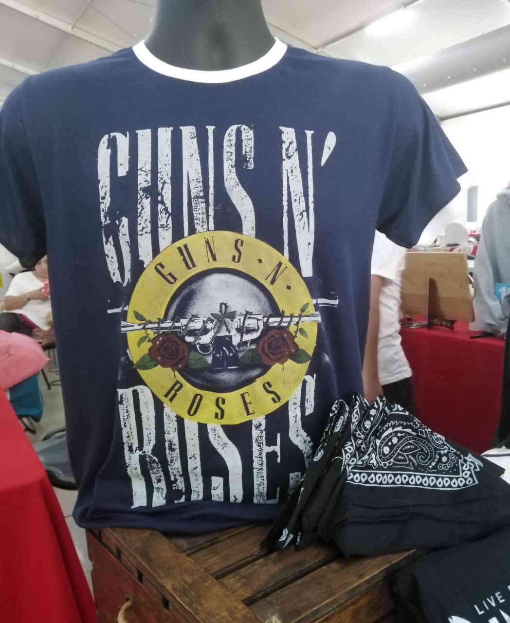 CAMISETAS BANDAS DE ROCK DISEÑO GUNS & ROSES