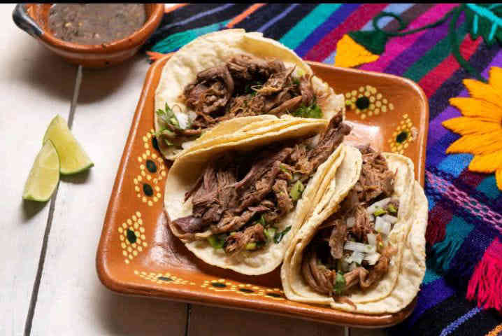 Orden de 3 tacos de res o mixtos