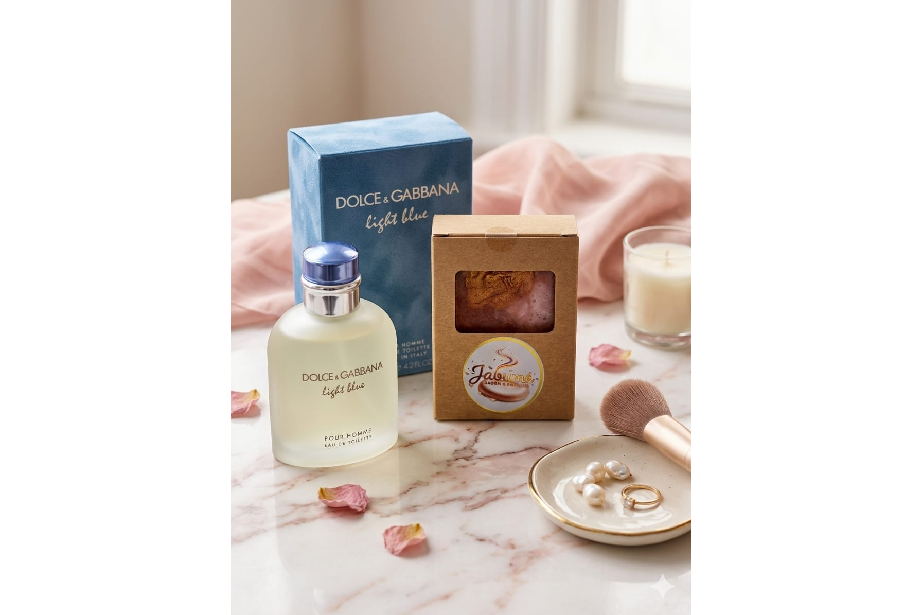 ‏‏‎‏‏‎‏‏‎‏‏‎‏‏‎‏‏‎‏Jabón con Perfume LIGHT BLUE DG
